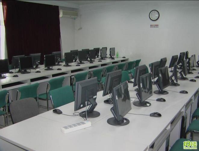 出租多媒体教室,计算机机房,软件测试,会议室,电脑培训室